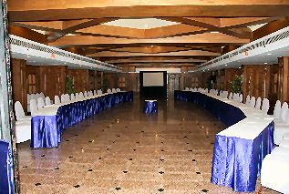 radhahall1.jpg
